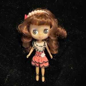 Littlest Pet Shop Blythe Doll Pretty In Paris